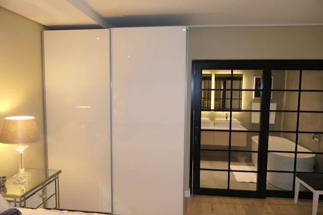 To Let 2 Bedroom Property for Rent in Vredehoek Western Cape